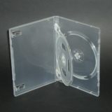 BOX DVD 14 mm trasparente doppio con clip, macchinabile di alta qualità. Inseribile copertina a colori fronte e retro.